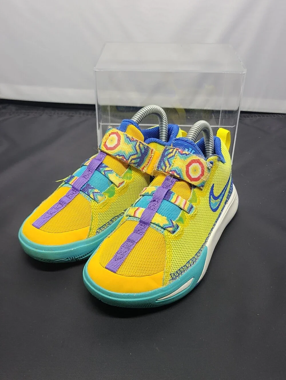 Nike Kyrie Flytrap VI 6 Limited Edition Shoes Yellow Spongebob- kids size 13C